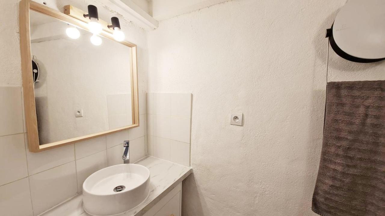 Gregbnb - T2 Climatise Mezzanine - Atypique - Centre Ancien تولون المظهر الخارجي الصورة